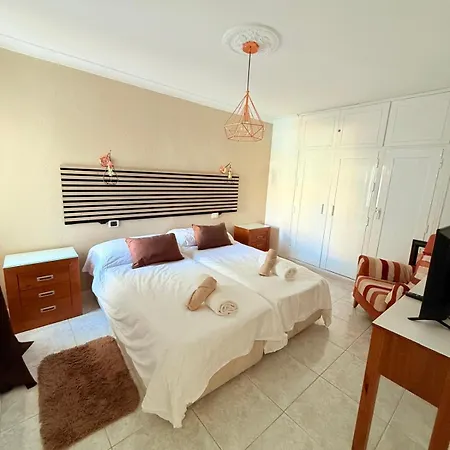 Apartament Floritas 1